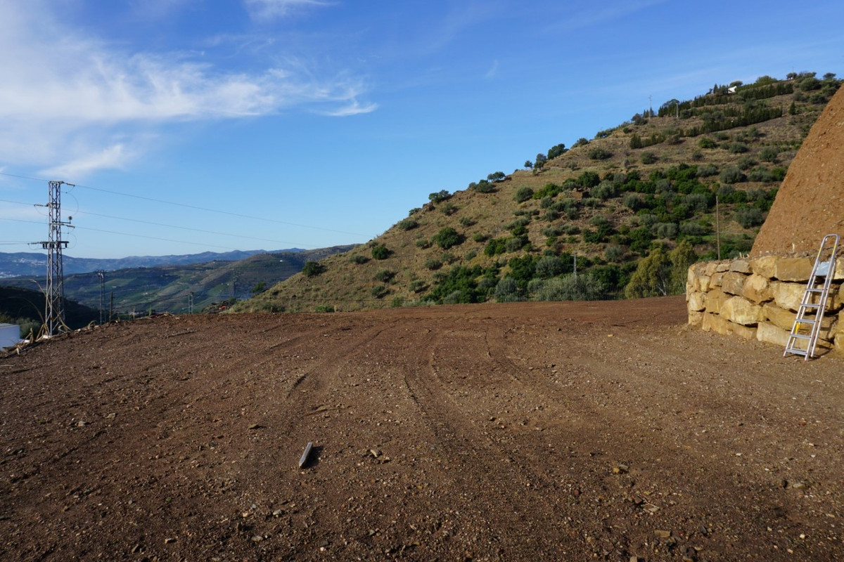 Se vende Terreno Urbano de 1 dormitorios en Costa Del Sol East, Málaga, España