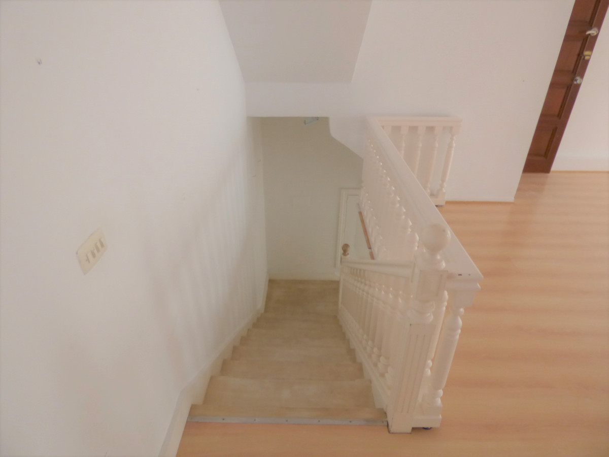 2 Bed Townhouse for sale in Marbella Costa Del Sol, Málaga, Spain
