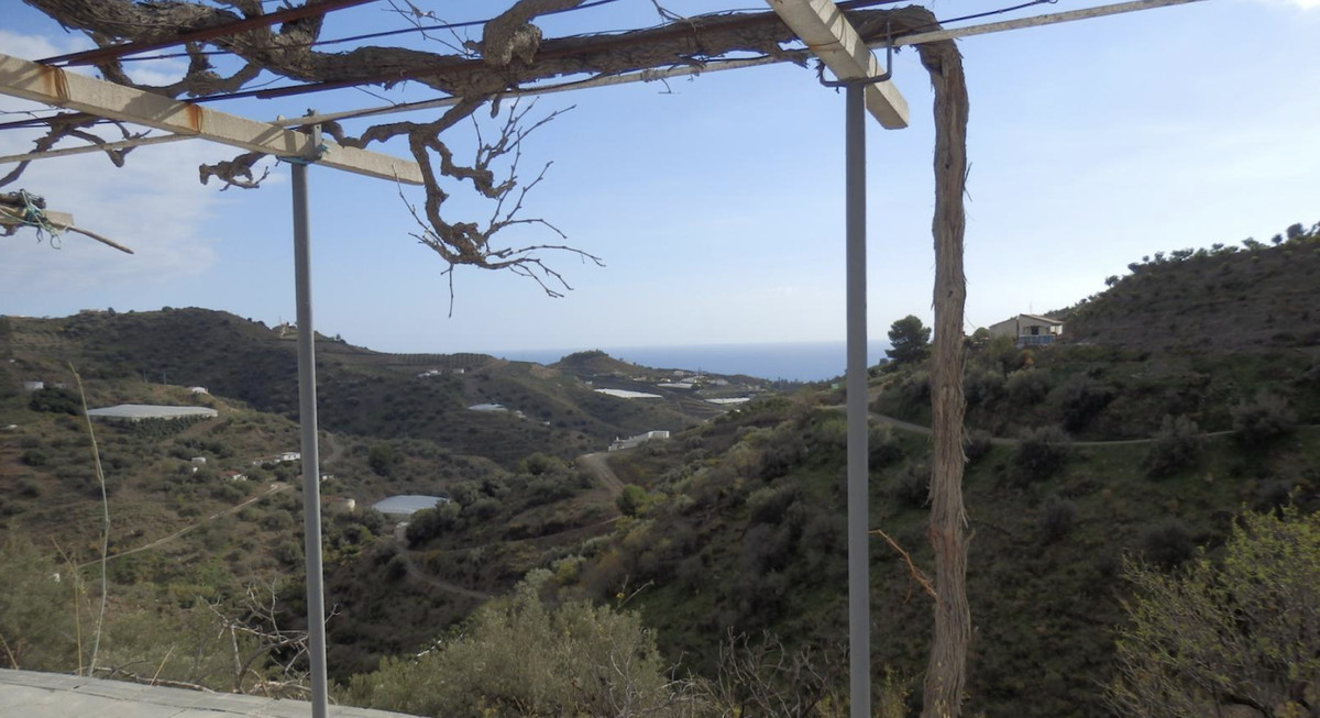 Se vende Finca - Cortijo de 2 dormitorios en Costa Del Sol East, Málaga, España