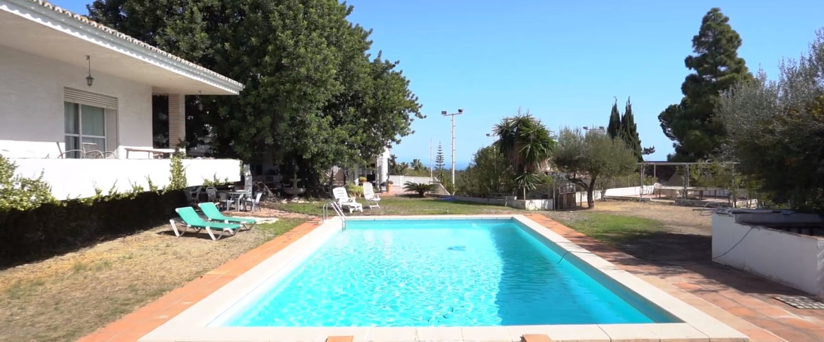 17 Bed Townhouse for sale in Torremolinos Costa Del Sol, Málaga, Spain