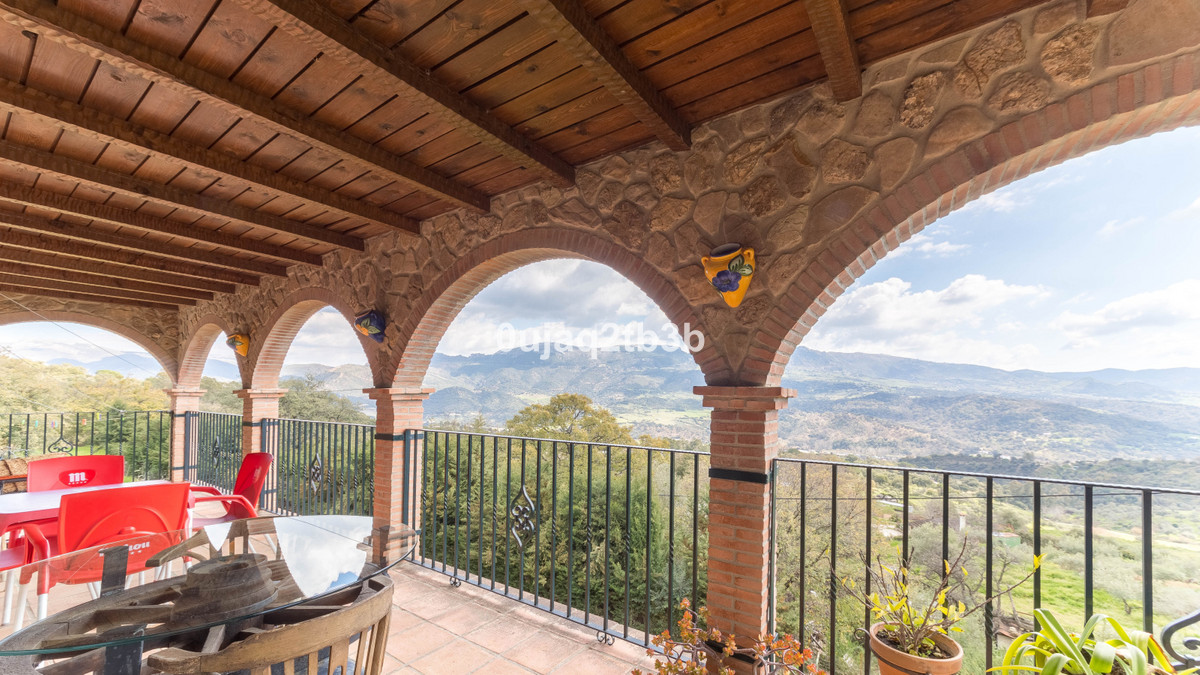 Se vende Finca - Cortijo de 3 dormitorios en Costa Del Sol, Málaga, España
