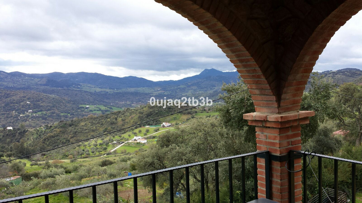 Se vende Finca - Cortijo de 3 dormitorios en Costa Del Sol, Málaga, España