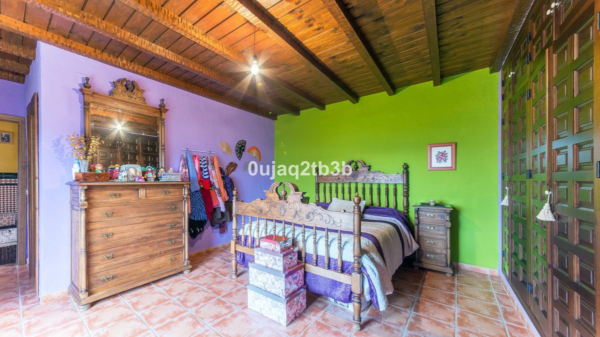 Se vende Finca - Cortijo de 3 dormitorios en Costa Del Sol, Málaga, España