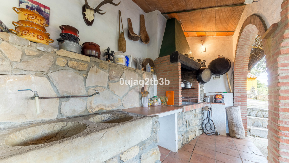 Se vende Finca - Cortijo de 3 dormitorios en Costa Del Sol, Málaga, España