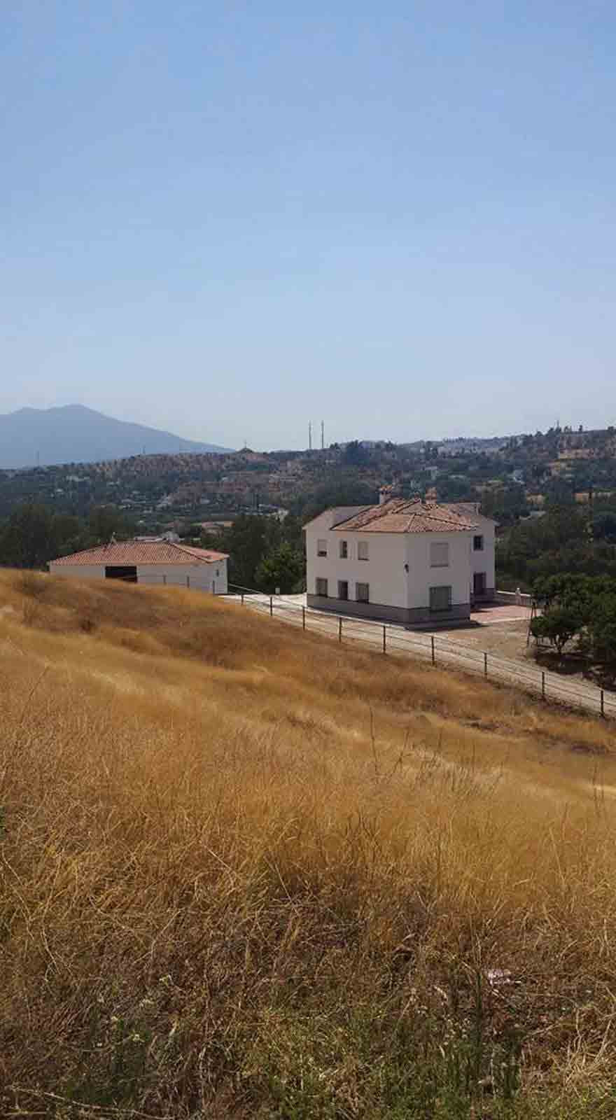 6 Bed Townhouse for sale in Coín Costa Del Sol, Málaga, Spain