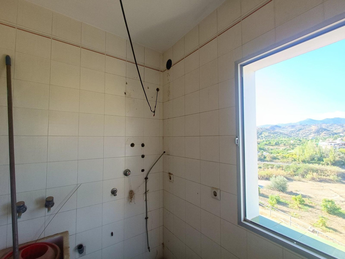 6 Bed Townhouse for sale in Coín Costa Del Sol, Málaga, Spain