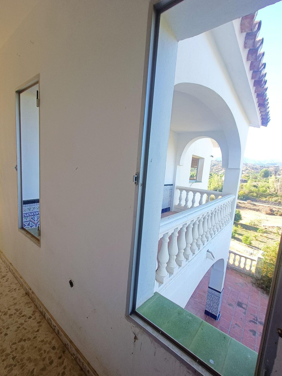 6 Bed Townhouse for sale in Coín Costa Del Sol, Málaga, Spain