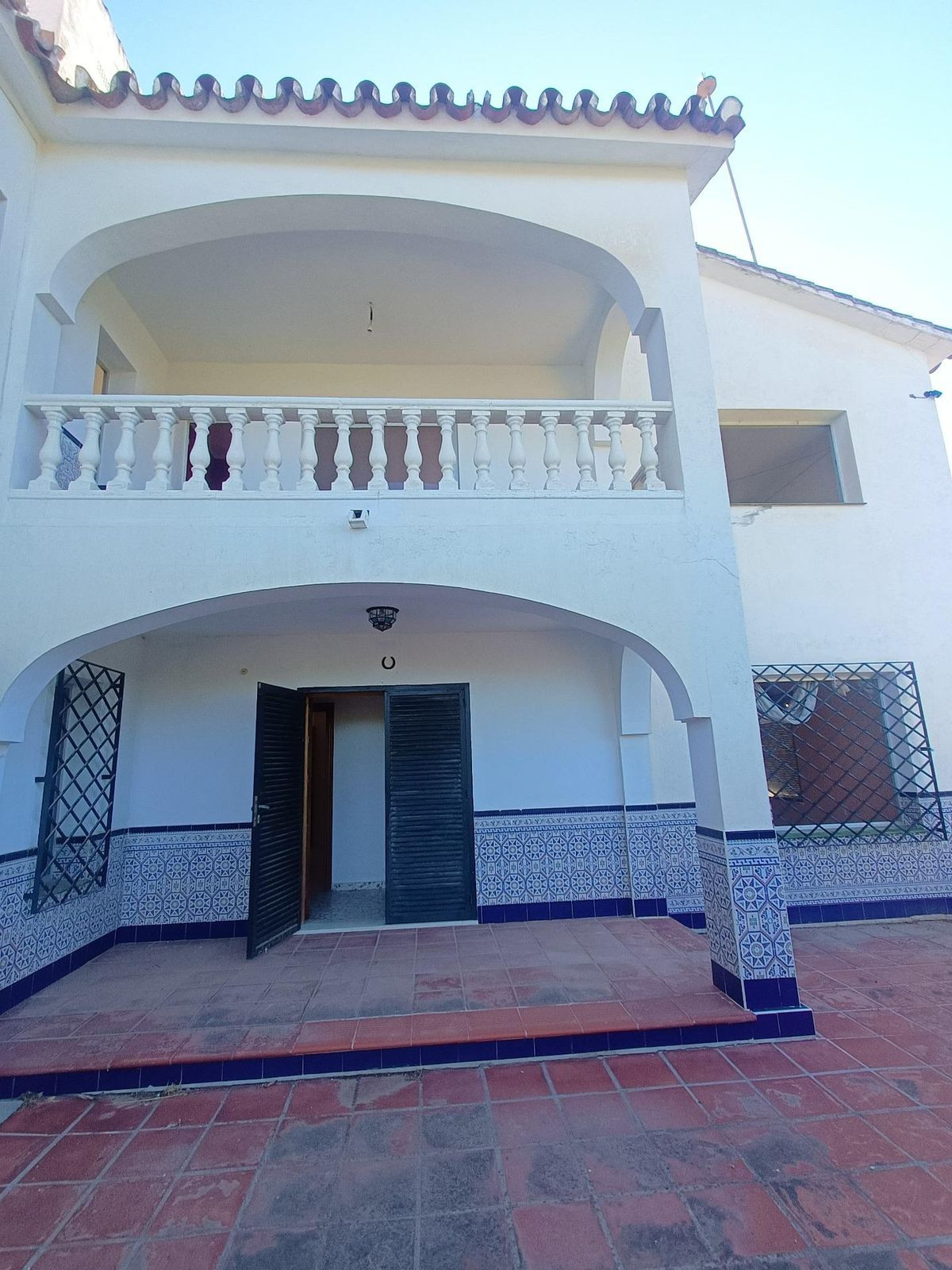 6 Bed Townhouse for sale in Coín Costa Del Sol, Málaga, Spain