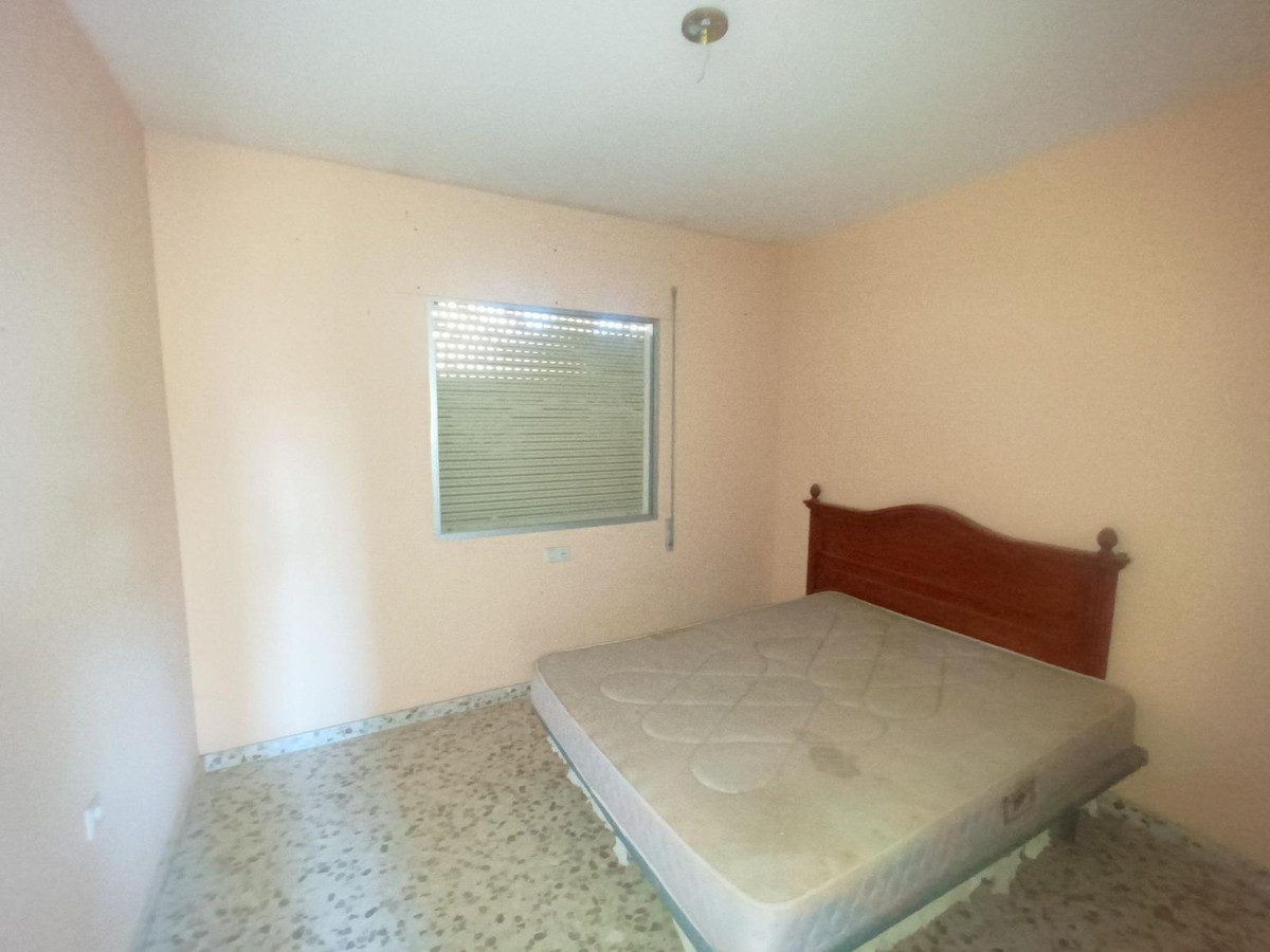 6 Bed Townhouse for sale in Coín Costa Del Sol, Málaga, Spain