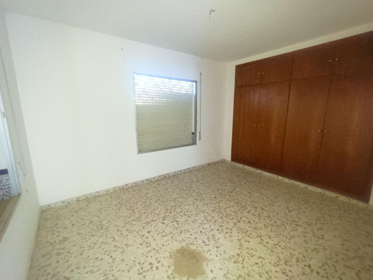 6 Bed Townhouse for sale in Coín Costa Del Sol, Málaga, Spain