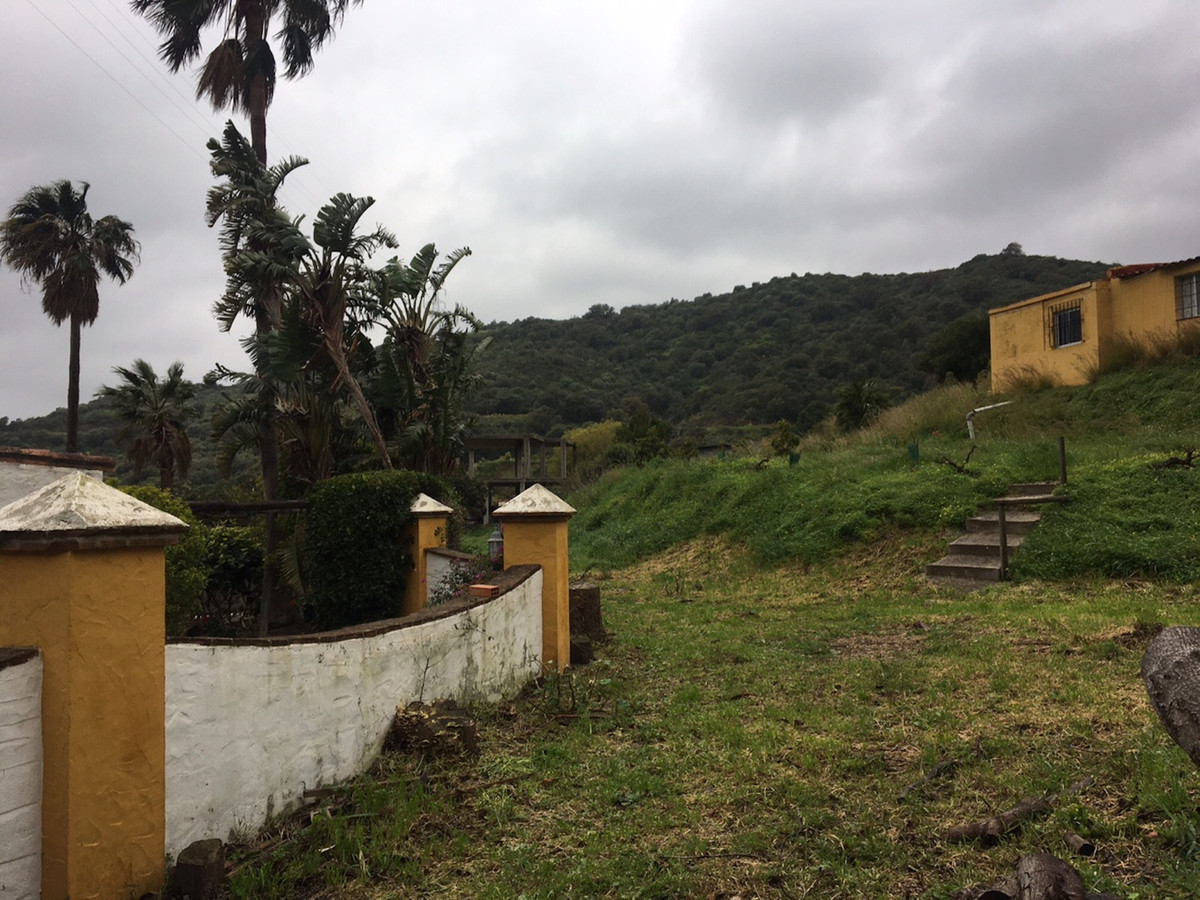 Se vende Terreno Rustico  en Costa Del Sol, Málaga, España