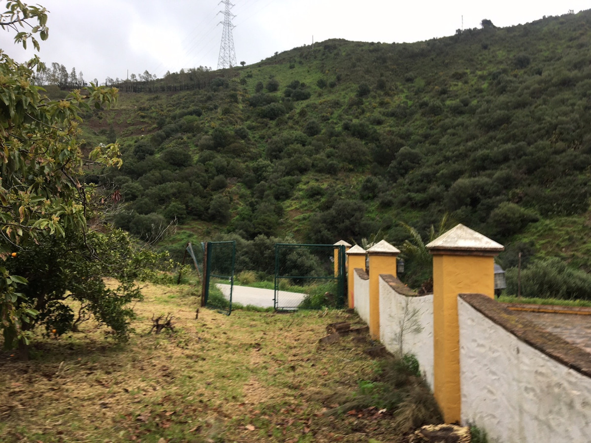 Se vende Terreno Rustico  en Costa Del Sol, Málaga, España