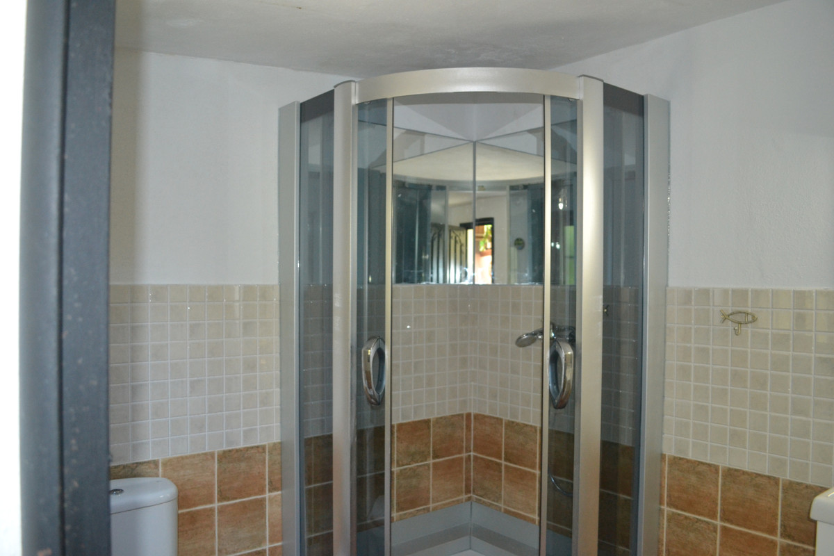 5 Bed Townhouse for sale in Coín Costa Del Sol, Málaga, Spain