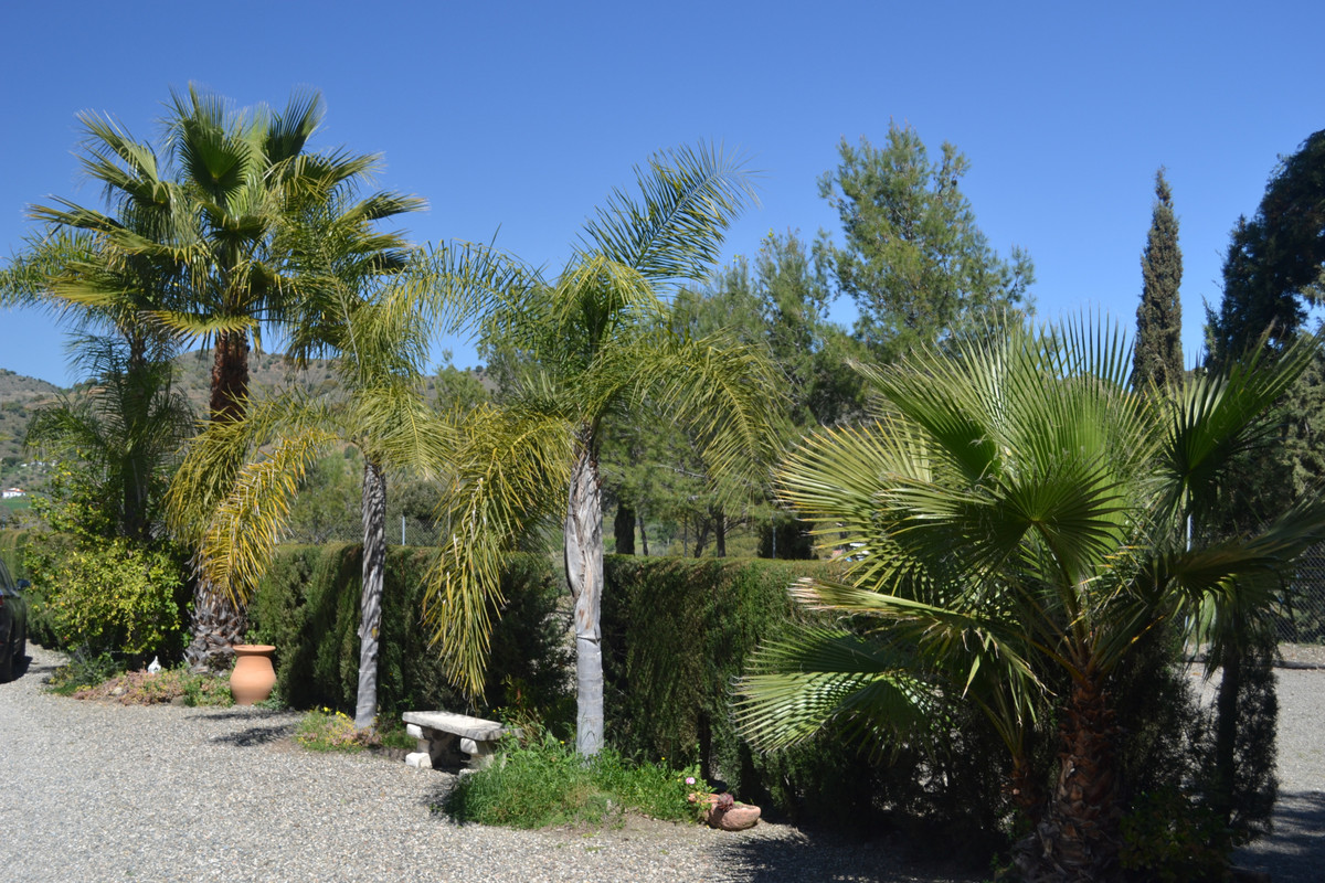 5 Bed Townhouse for sale in Coín Costa Del Sol, Málaga, Spain