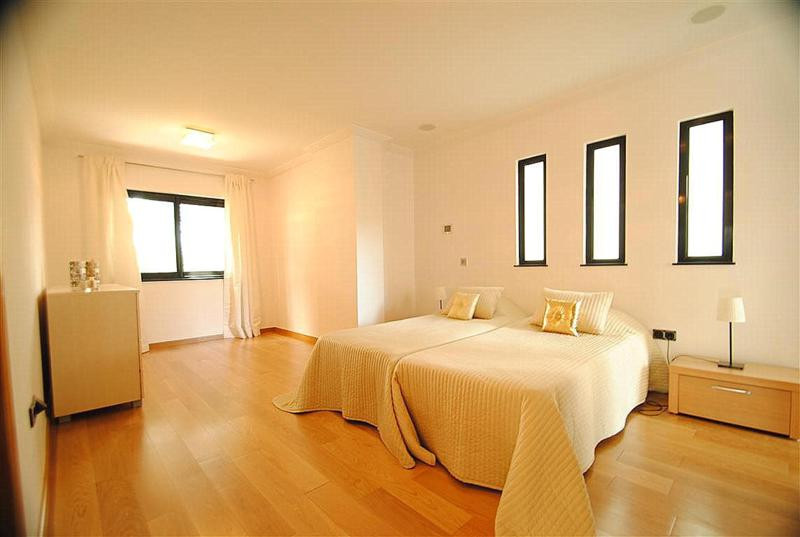 8 Bed Townhouse for sale in Cabopino Costa Del Sol, Málaga, Spain
