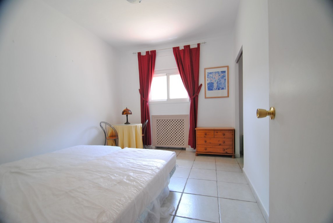 Se vende Villa - Chalet de 10 dormitorios en Costa Del Sol, Málaga, España