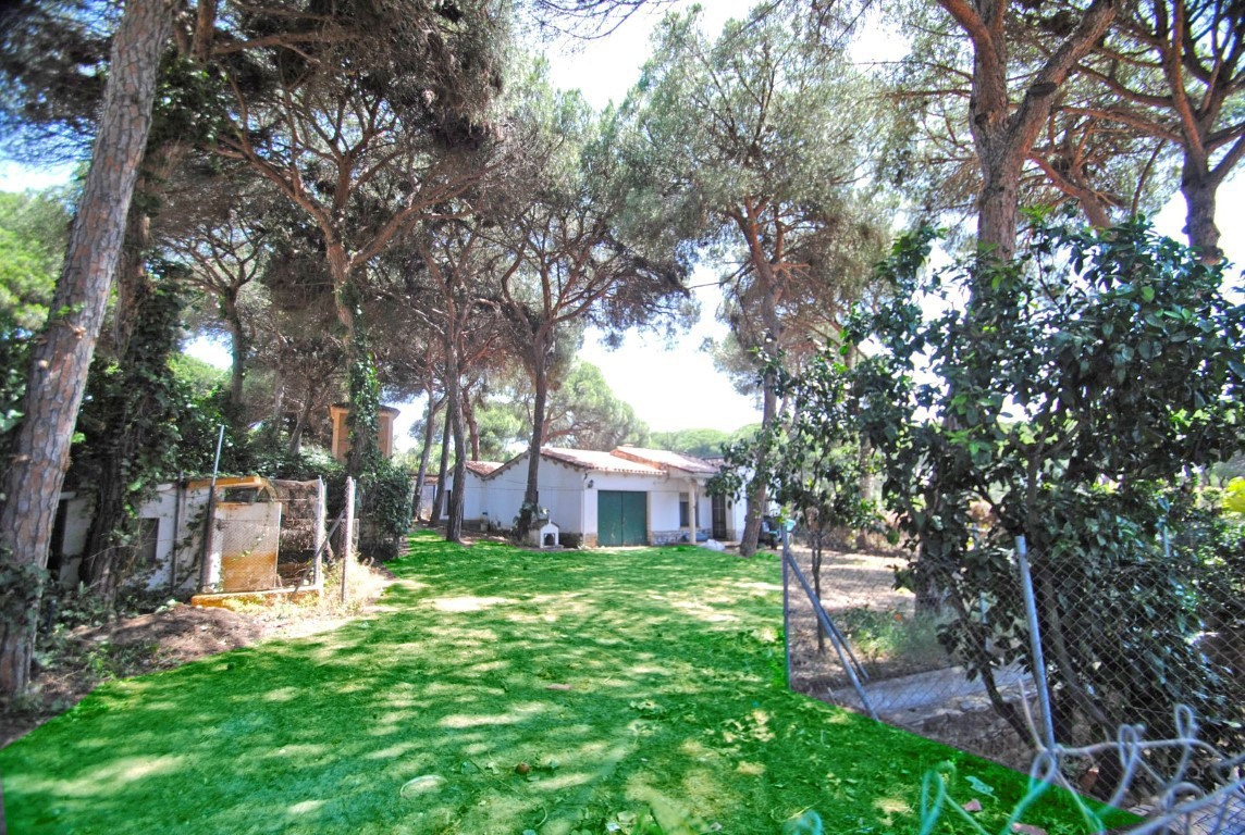 Se vende Villa - Chalet de 10 dormitorios en Costa Del Sol, Málaga, España