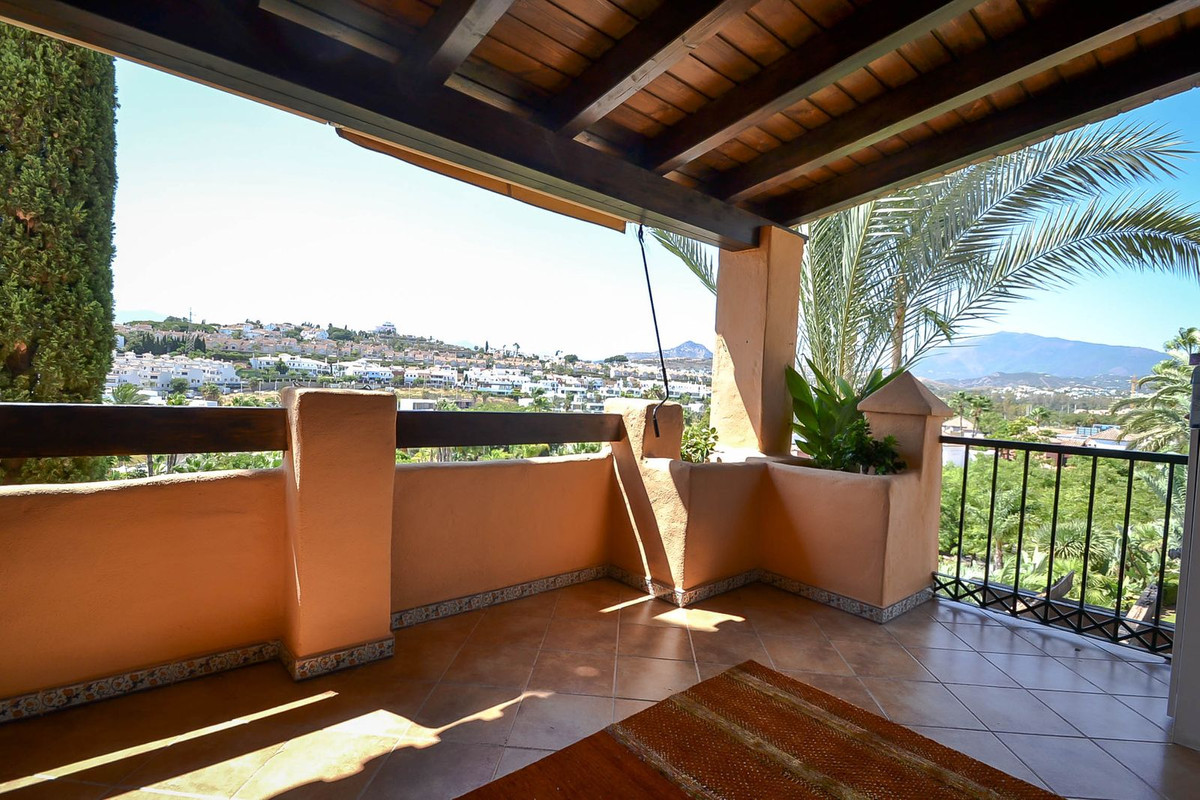 3 Bed Apartment for sale in Atalaya Costa Del Sol, Málaga, Spain