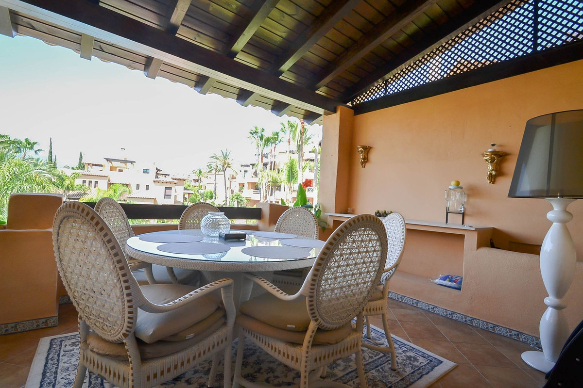3 Bed Apartment for sale in Atalaya Costa Del Sol, Málaga, Spain