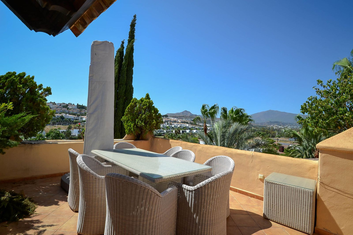 3 Bed Apartment for sale in Atalaya Costa Del Sol, Málaga, Spain