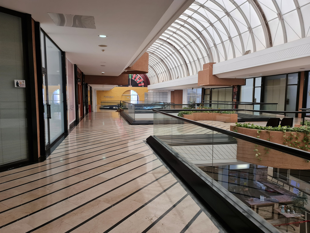 Commercial unit for sale in Puerto Banús Costa Del Sol, Málaga, Spain