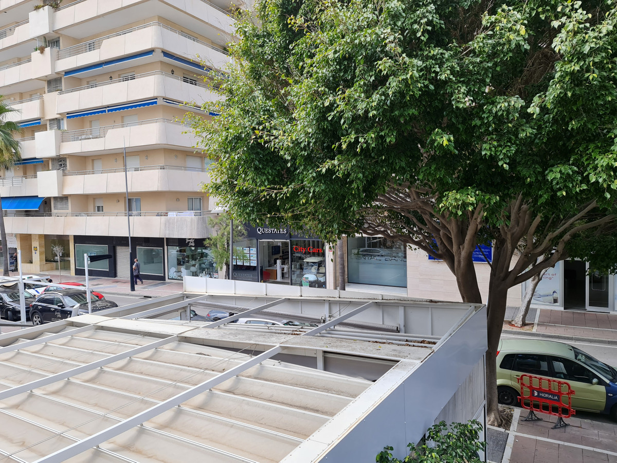 Commercial unit for sale in Puerto Banús Costa Del Sol, Málaga, Spain