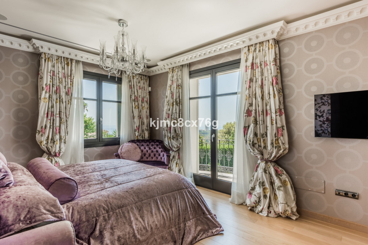 Se vende Villa - Chalet de 7 dormitorios en Costa Del Sol, Málaga, España