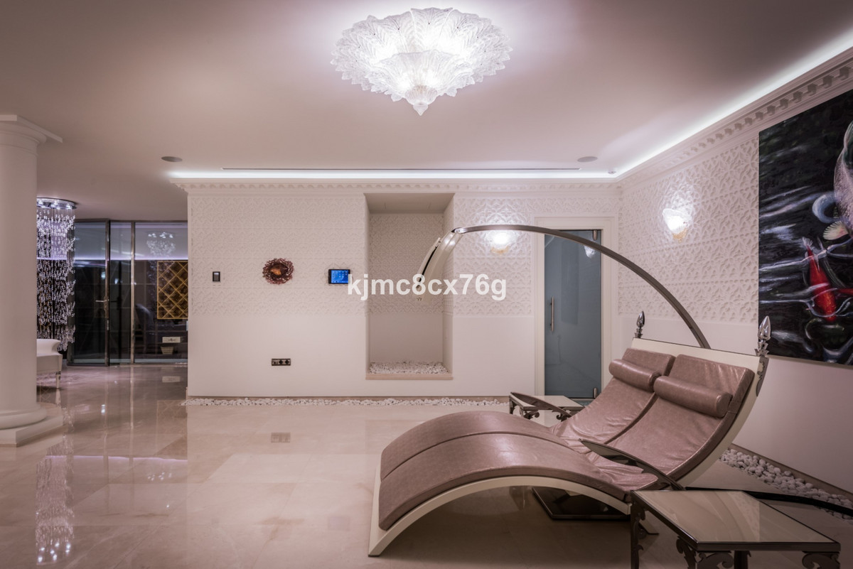 Se vende Villa - Chalet de 7 dormitorios en Costa Del Sol, Málaga, España