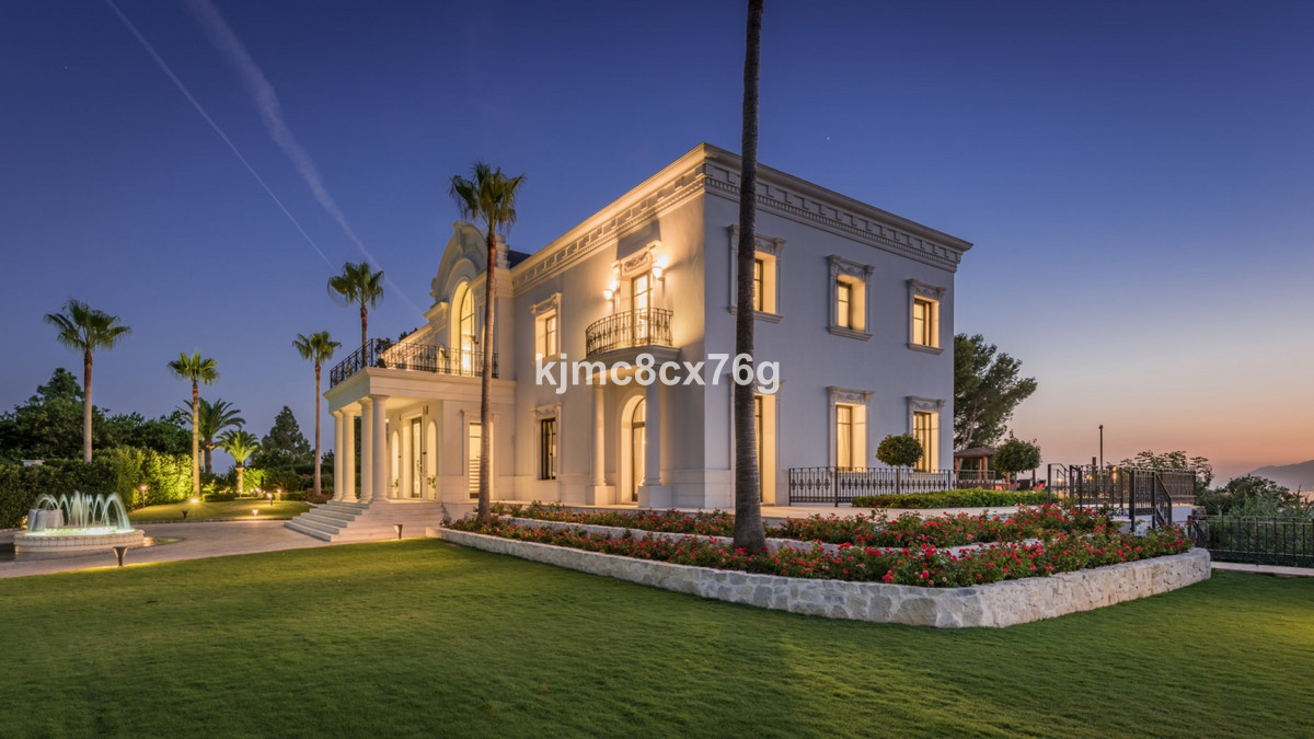 Se vende Villa - Chalet de 7 dormitorios en Costa Del Sol, Málaga, España