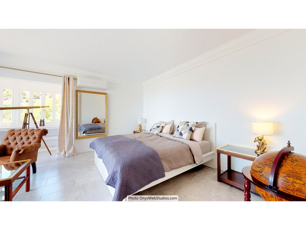 9 Bed Townhouse for sale in Mijas Costa Del Sol, Málaga, Spain