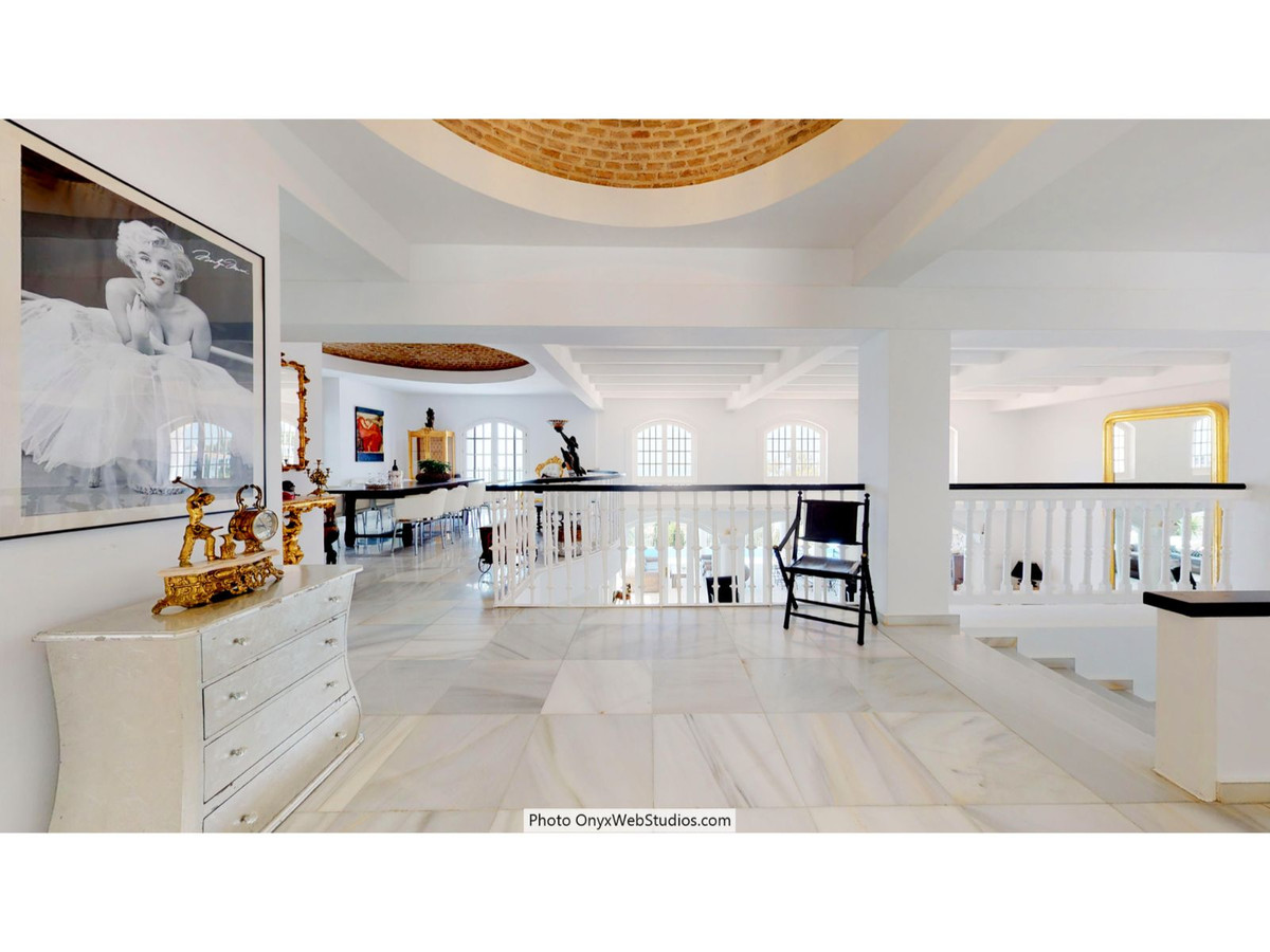 9 Bed Townhouse for sale in Mijas Costa Del Sol, Málaga, Spain