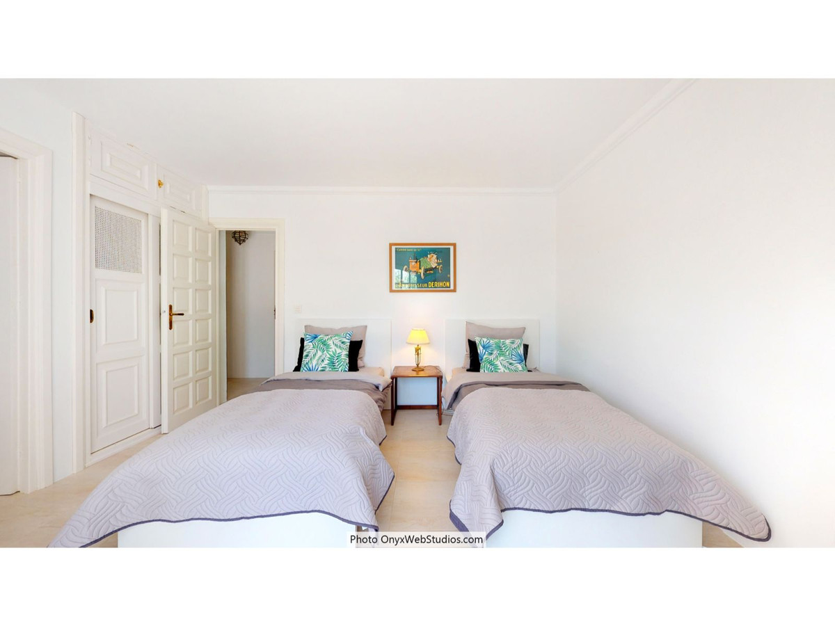 9 Bed Townhouse for sale in Mijas Costa Del Sol, Málaga, Spain
