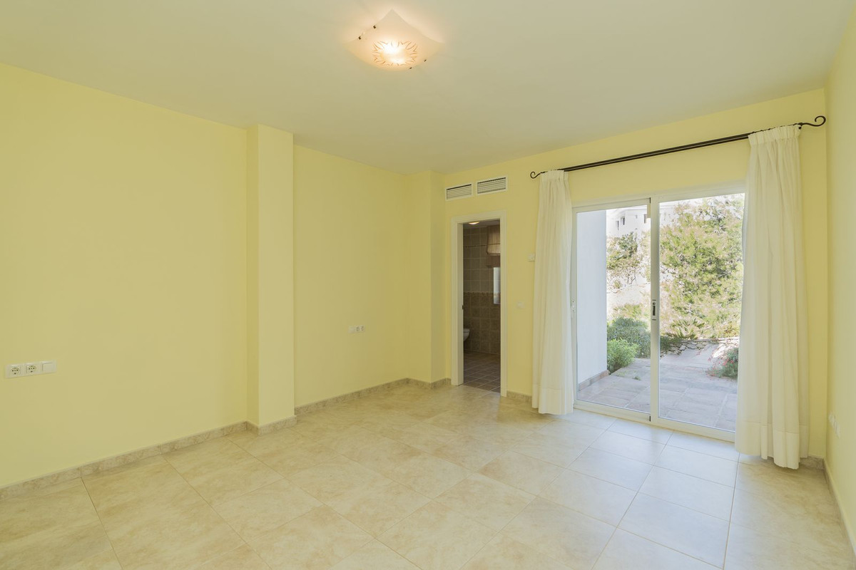 5 Bed Townhouse for sale in Valtocado Costa Del Sol, Málaga, Spain