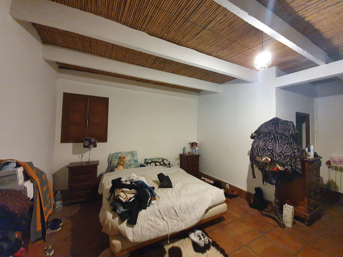 Se vende Finca - Cortijo de 11 dormitorios en Costa Del Sol, Cadiz, España