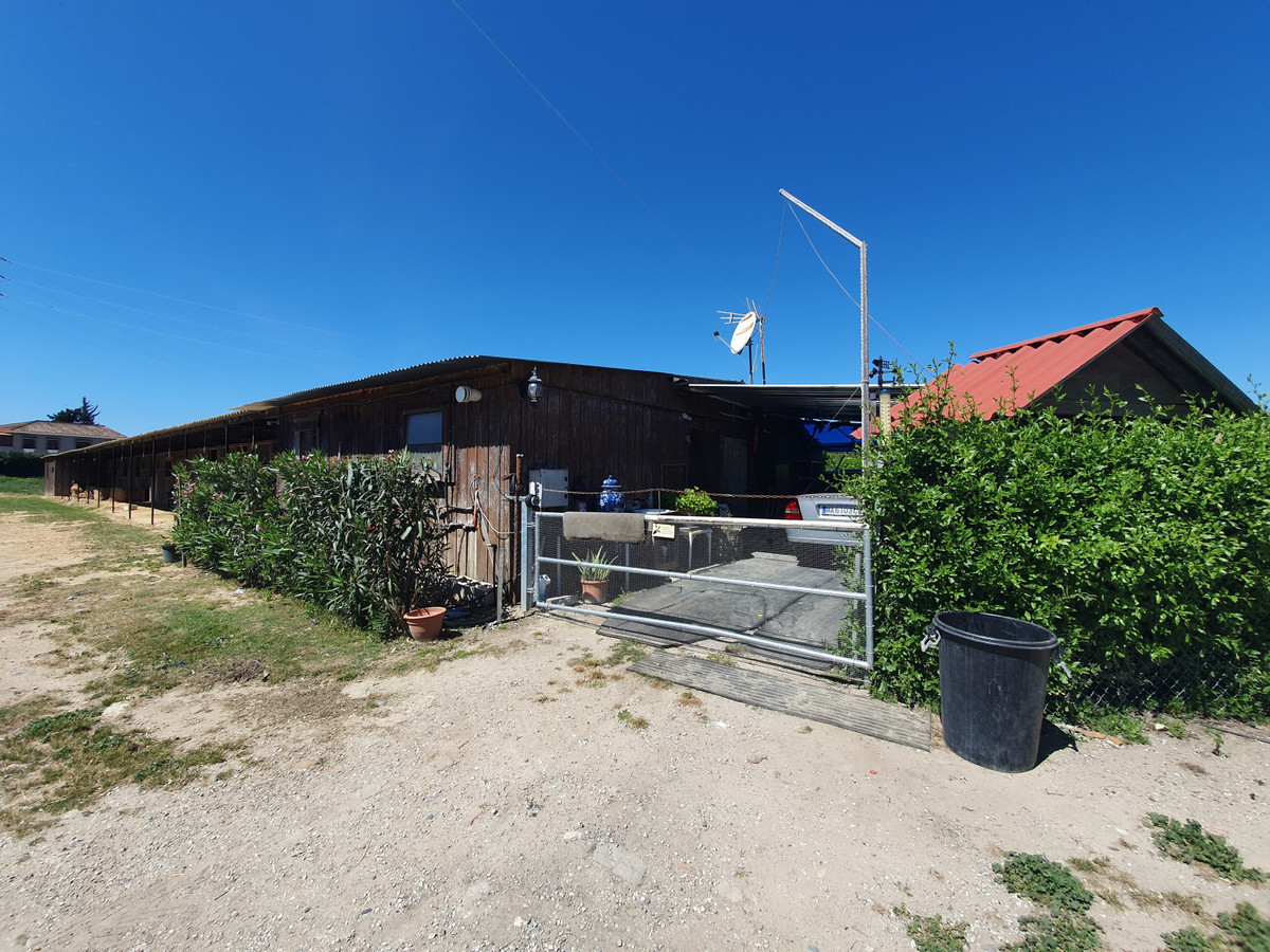 Se vende Finca - Cortijo de 11 dormitorios en Costa Del Sol, Cadiz, España