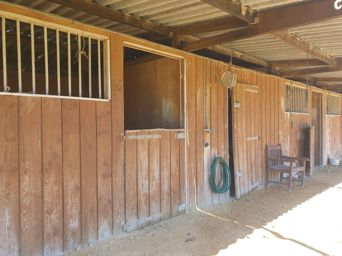 Se vende Finca - Cortijo de 11 dormitorios en Costa Del Sol, Cadiz, España