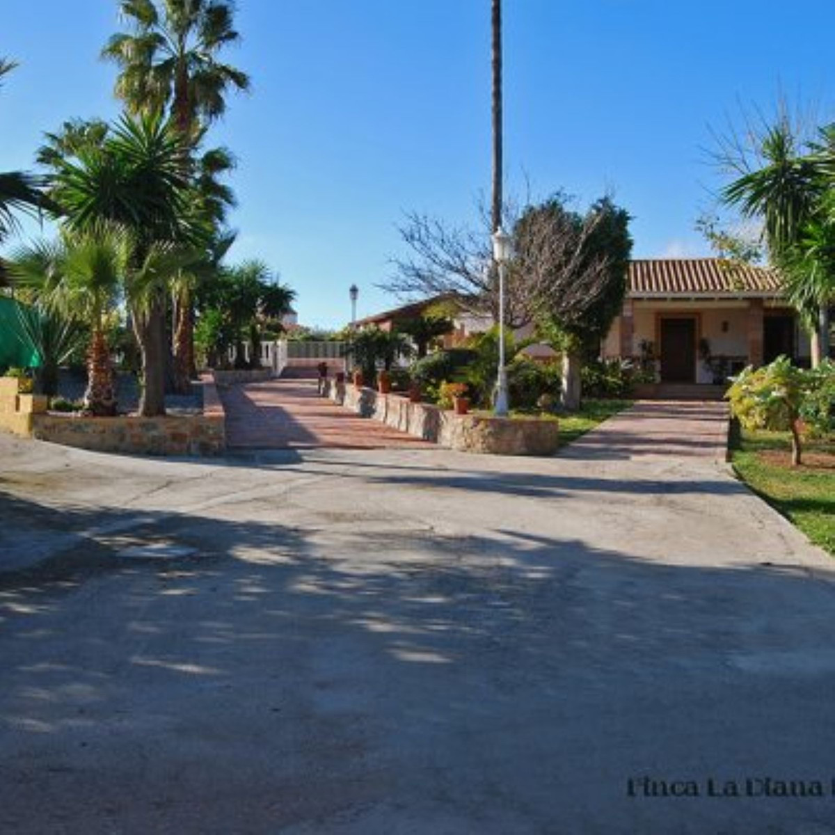 5 Bed Townhouse for sale in Alhaurín De La Torre Costa Del Sol, Málaga, Spain