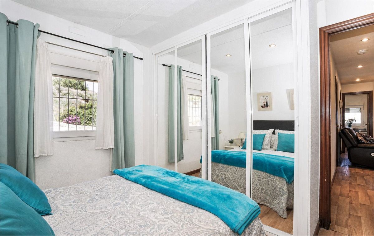 3 Bed Townhouse for sale in Estepona Costa Del Sol, Málaga, Spain