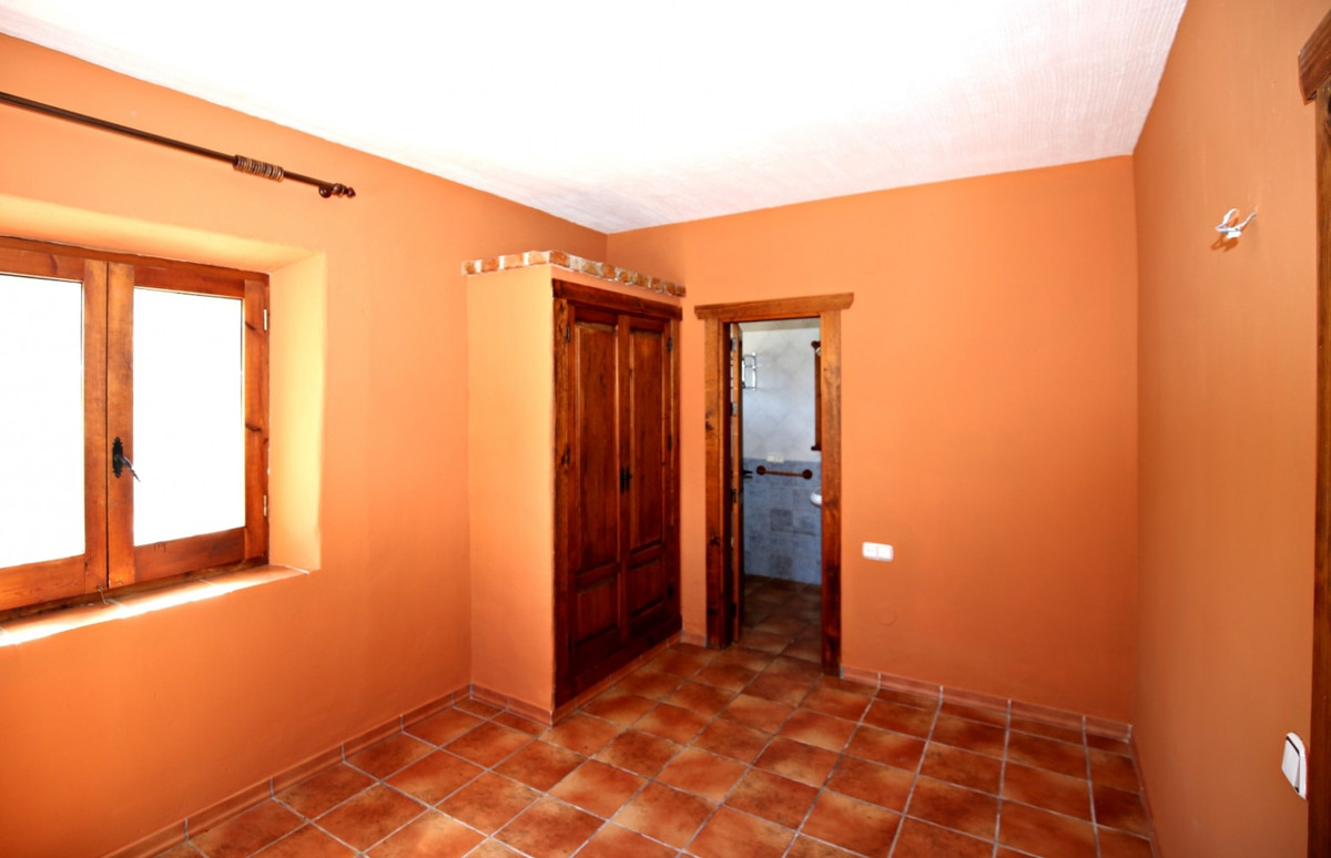 Se vende Villa - Chalet de 9 dormitorios en Costa Del Sol East, Málaga, España