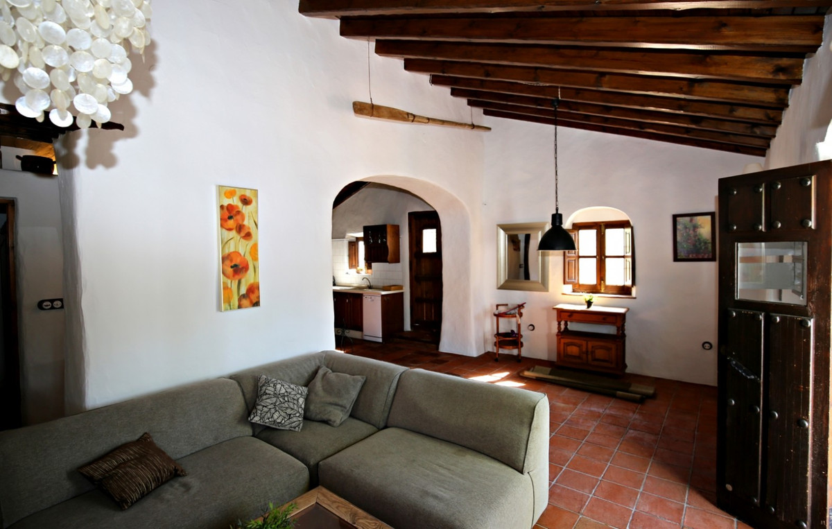 Se vende Villa - Chalet de 9 dormitorios en Costa Del Sol East, Málaga, España