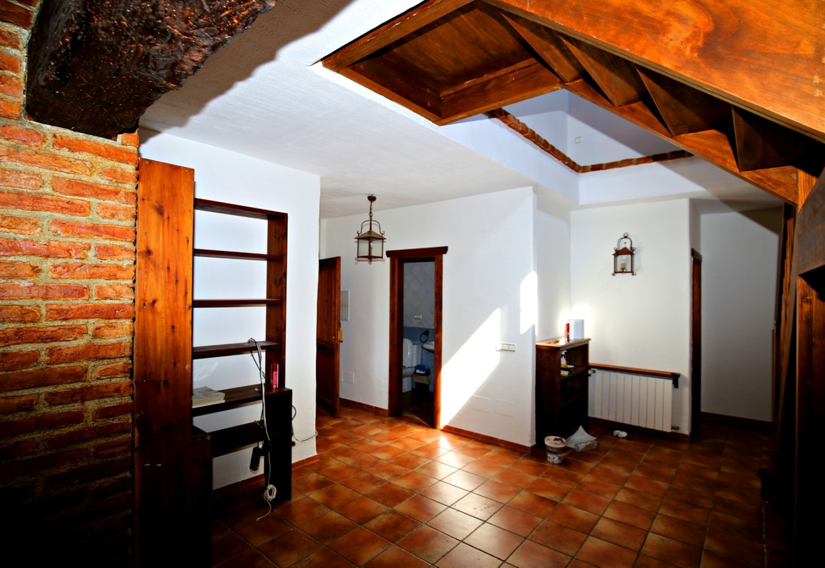 Se vende Villa - Chalet de 9 dormitorios en Costa Del Sol East, Málaga, España