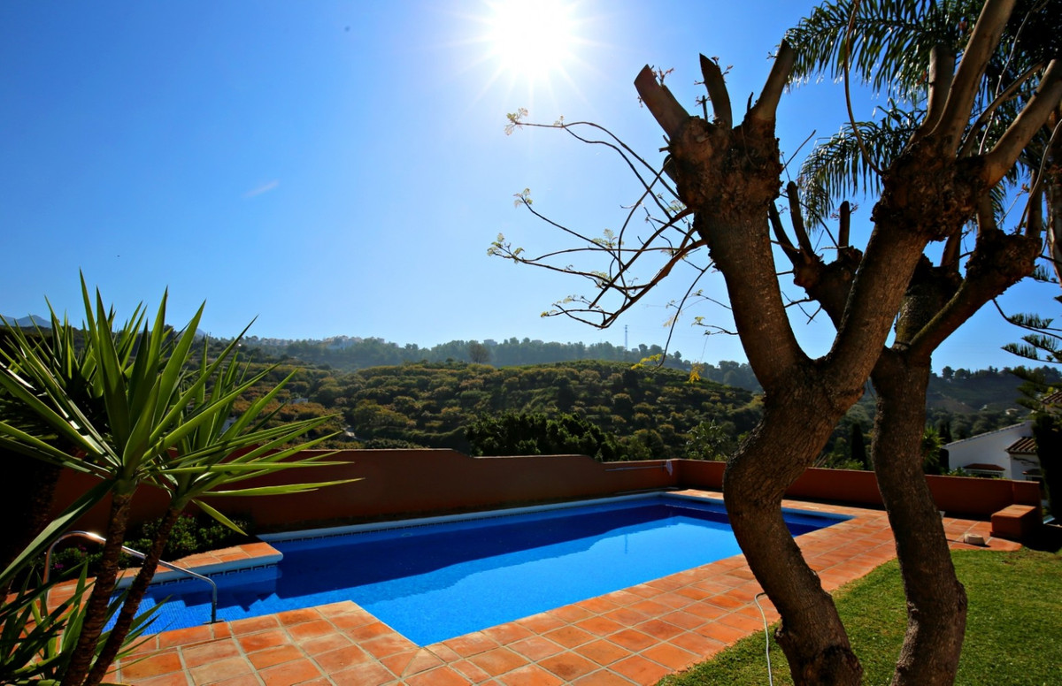 Se vende Villa - Chalet de 9 dormitorios en Costa Del Sol East, Málaga, España