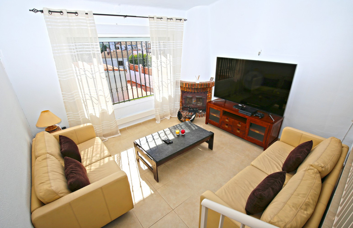 3 Bed Townhouse for sale in Caleta De Vélez Costa Del Sol East, Málaga, Spain