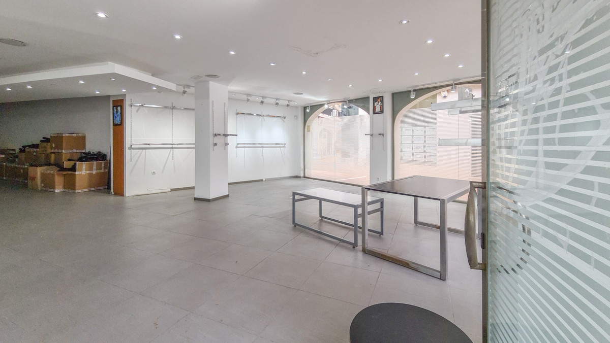 Commercial unit for sale in Marbella Costa Del Sol, Málaga, Spain