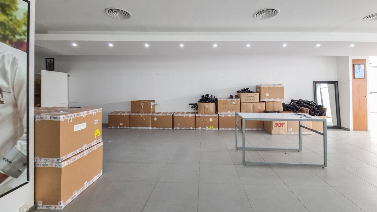 Commercial unit for sale in Marbella Costa Del Sol, Málaga, Spain
