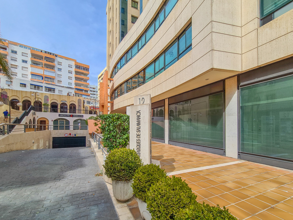 Commercial unit for sale in Marbella Costa Del Sol, Málaga, Spain