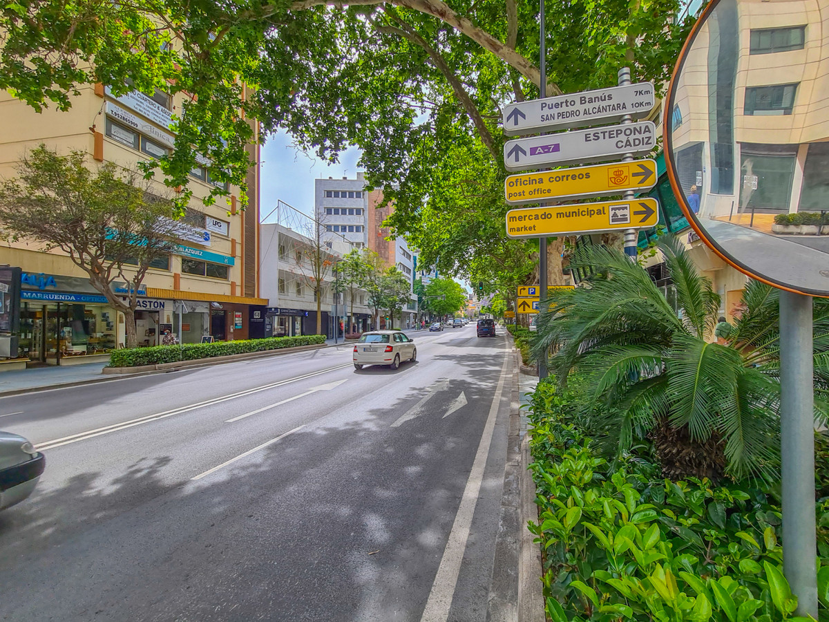 Commercial unit for sale in Marbella Costa Del Sol, Málaga, Spain