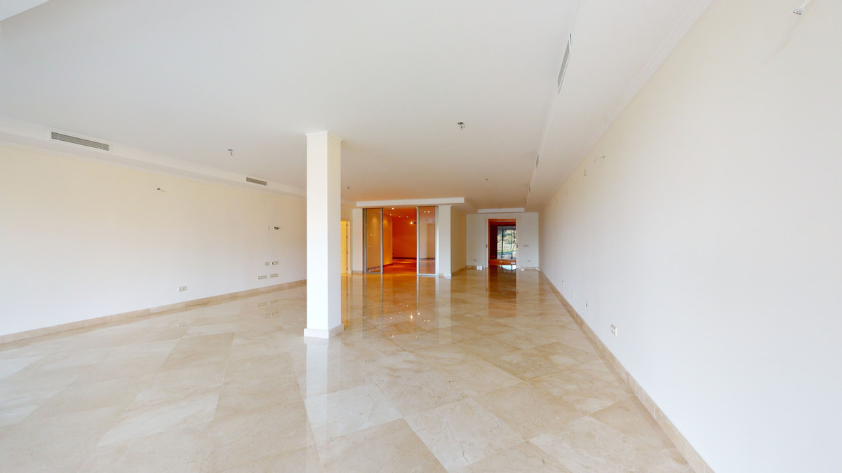 Se vende Villa - Chalet de 7 dormitorios en Costa Del Sol, Málaga, España