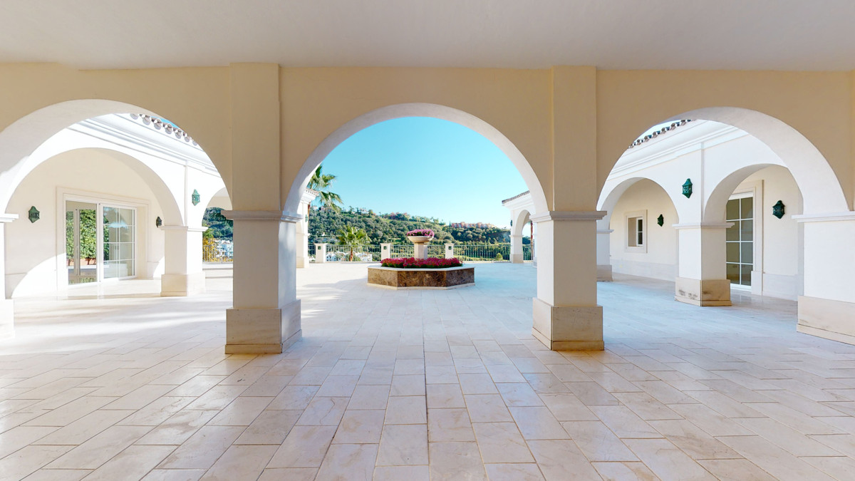 Se vende Villa - Chalet de 7 dormitorios en Costa Del Sol, Málaga, España