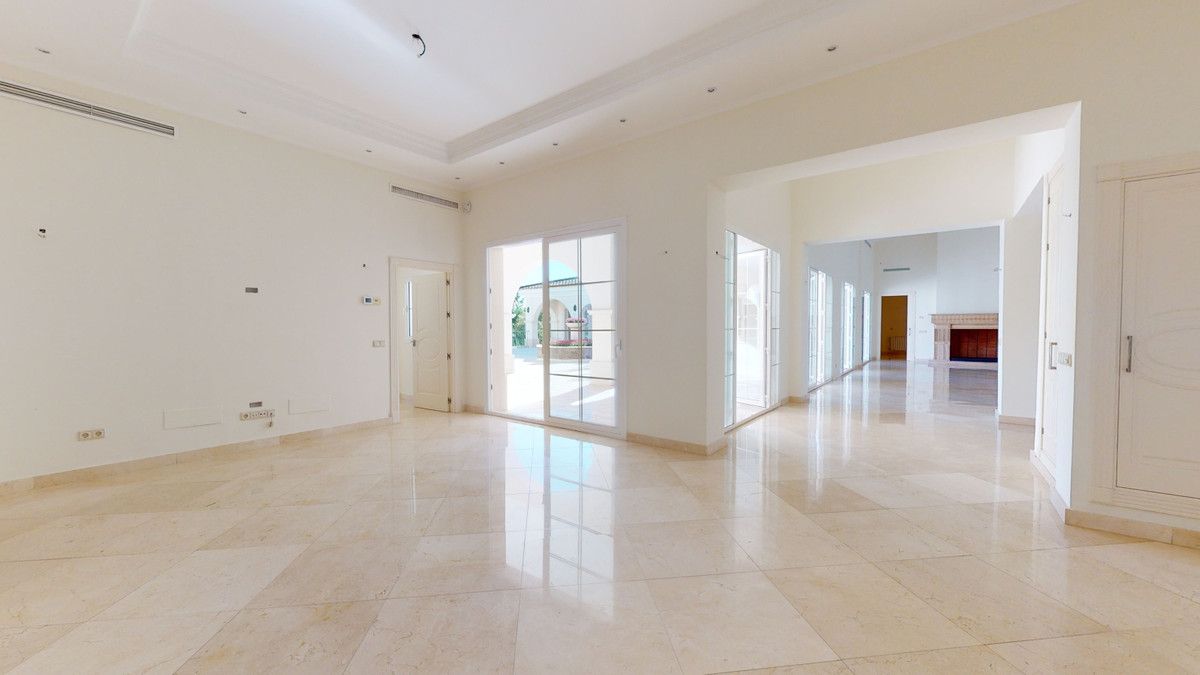 Se vende Villa - Chalet de 7 dormitorios en Costa Del Sol, Málaga, España